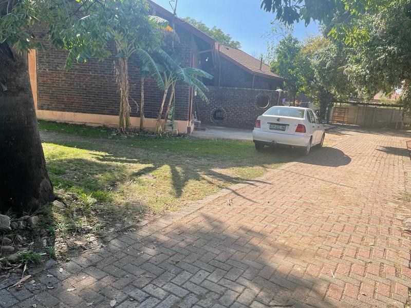 3 Bedroom Property for Sale in Rustenburg Central North West